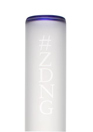 Ansicht vom ZDNG Logo auf der Seven Eleven RF Bong